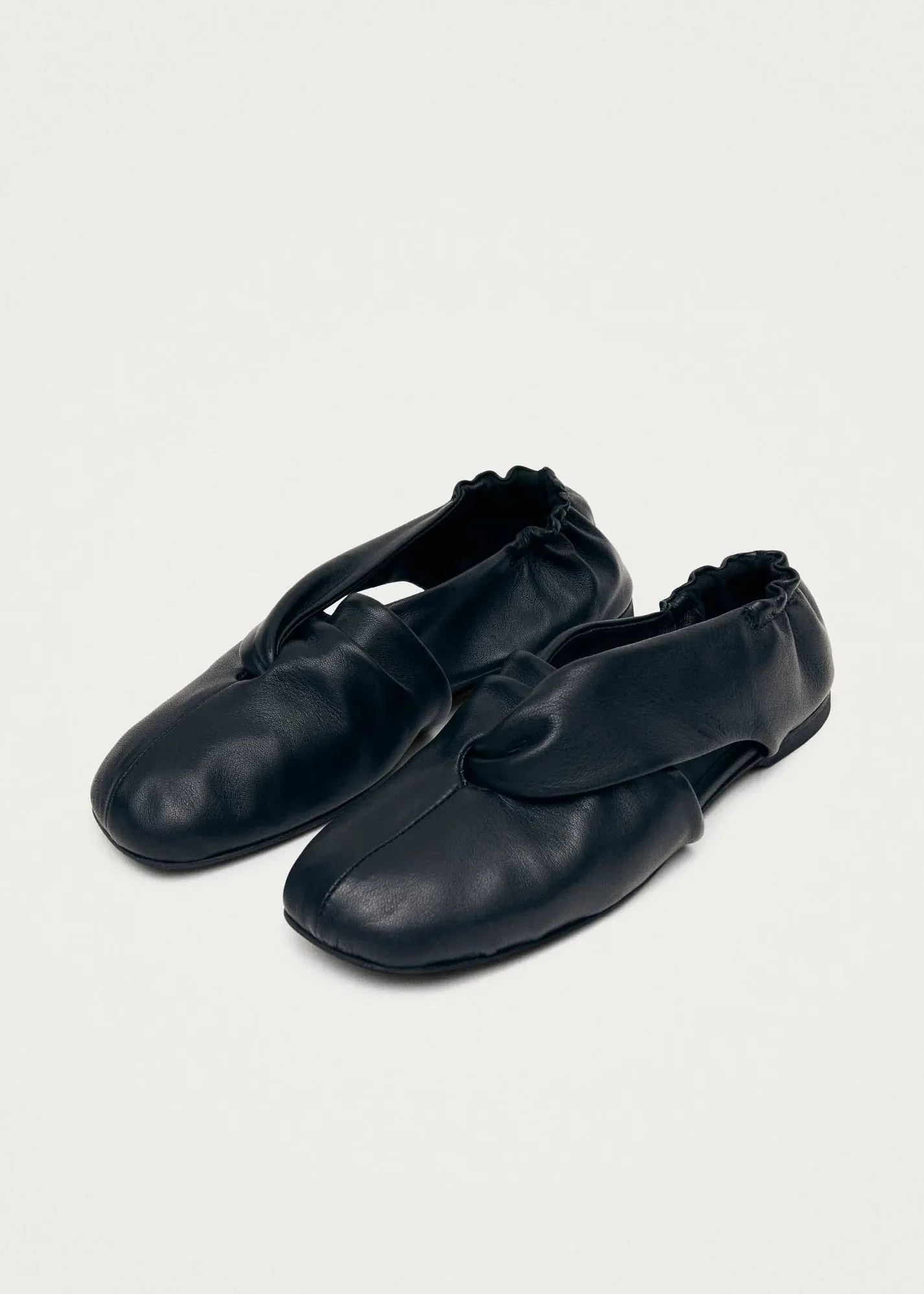 Alaula Black Leather Cutout Ballet Flats
