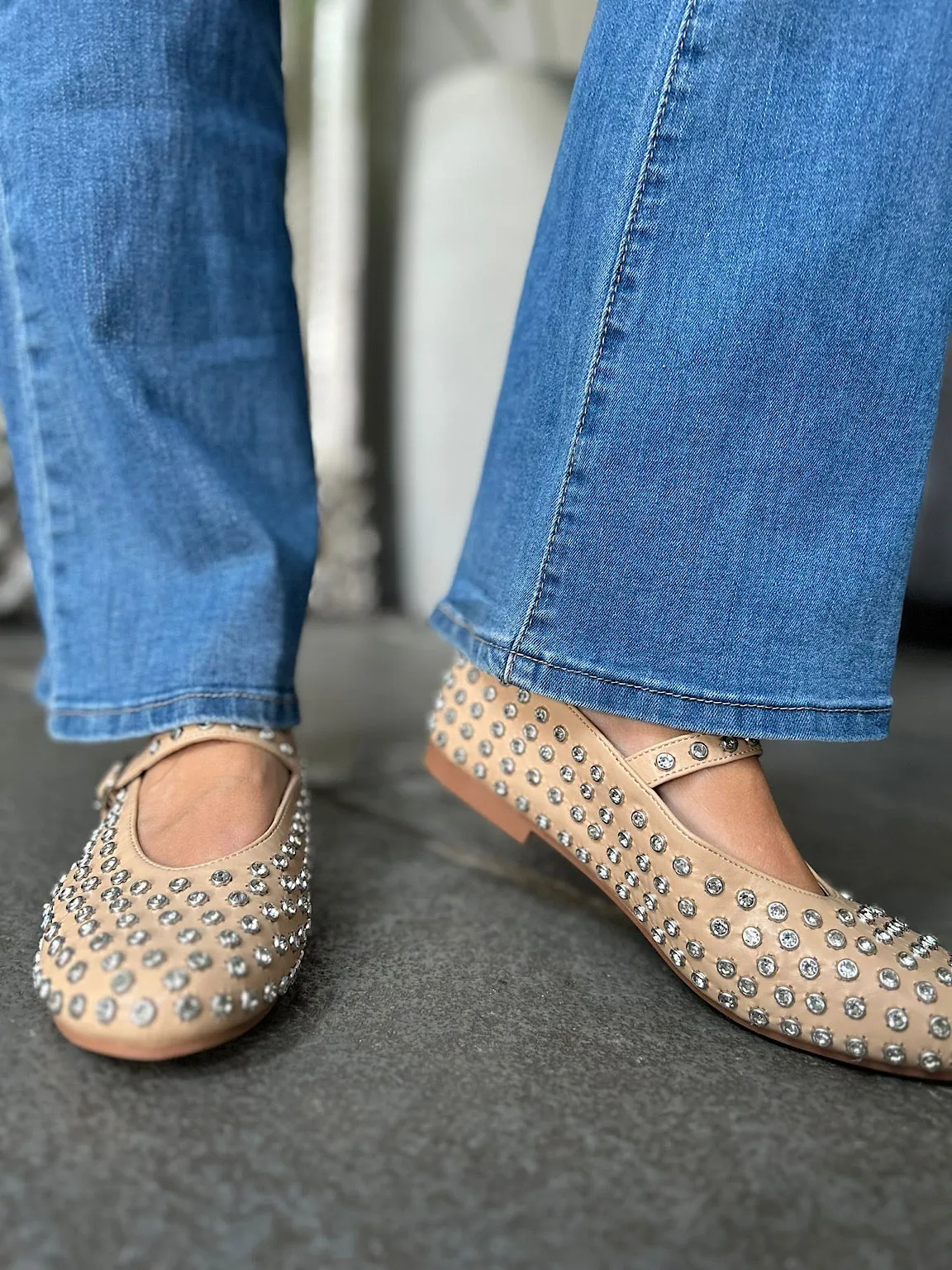 Camel Embellished Buckle Fasten Ballet Pump