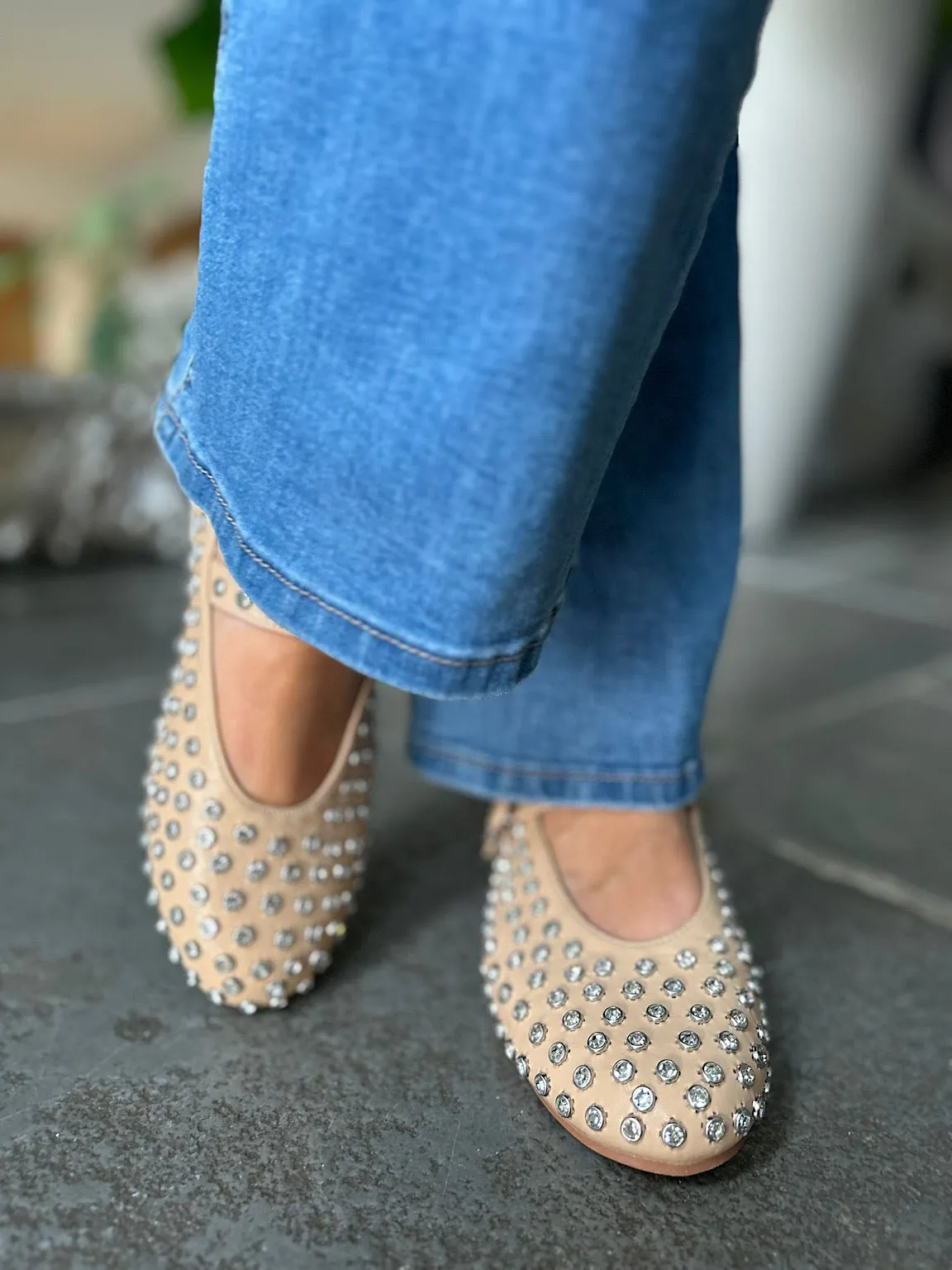 Camel Embellished Buckle Fasten Ballet Pump