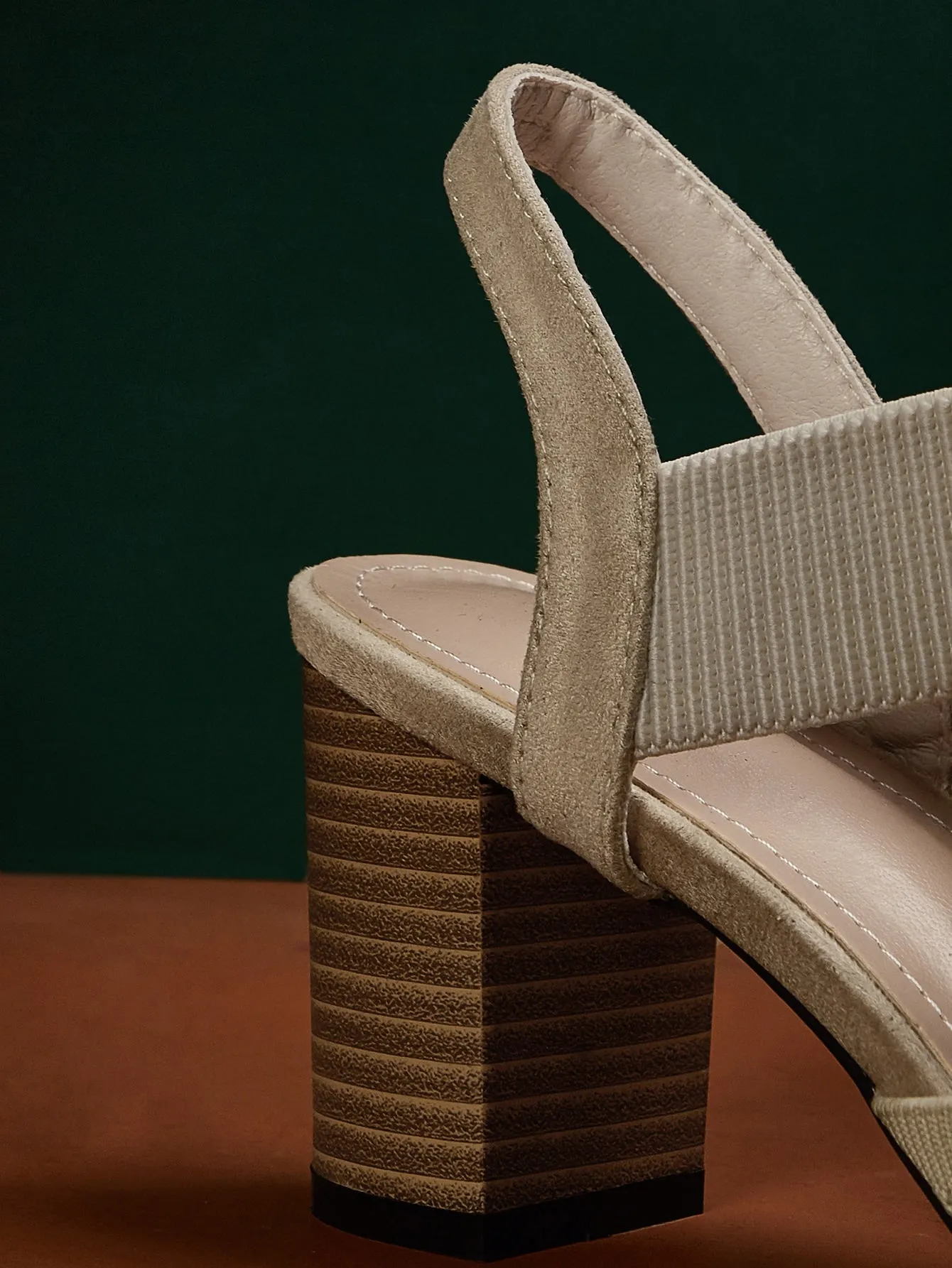 Cuccoo Point Toe Chunky Pumps