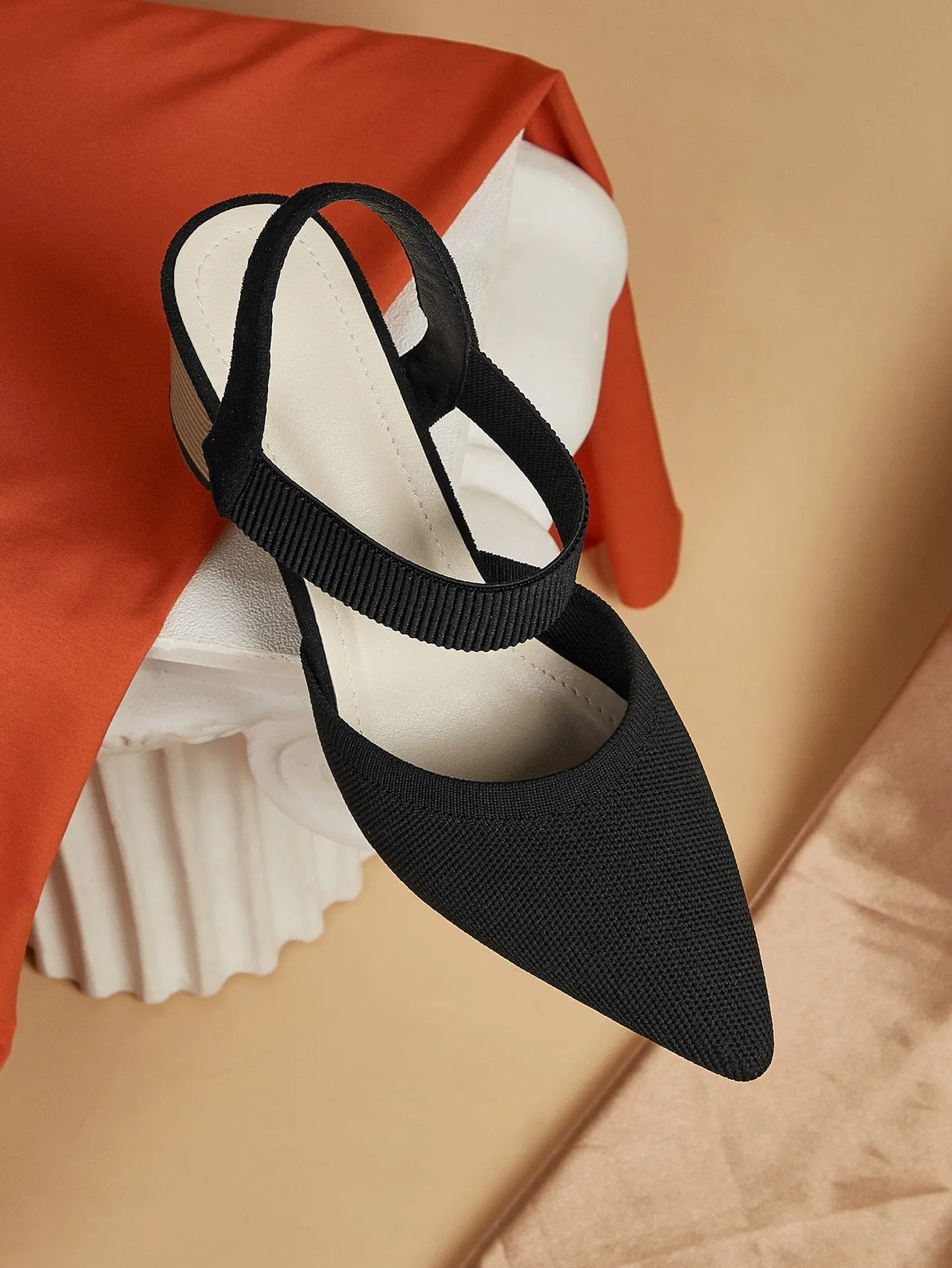 Cuccoo Point Toe Chunky Pumps