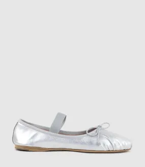 EDEN Ballet with Elastic Strap in Silver