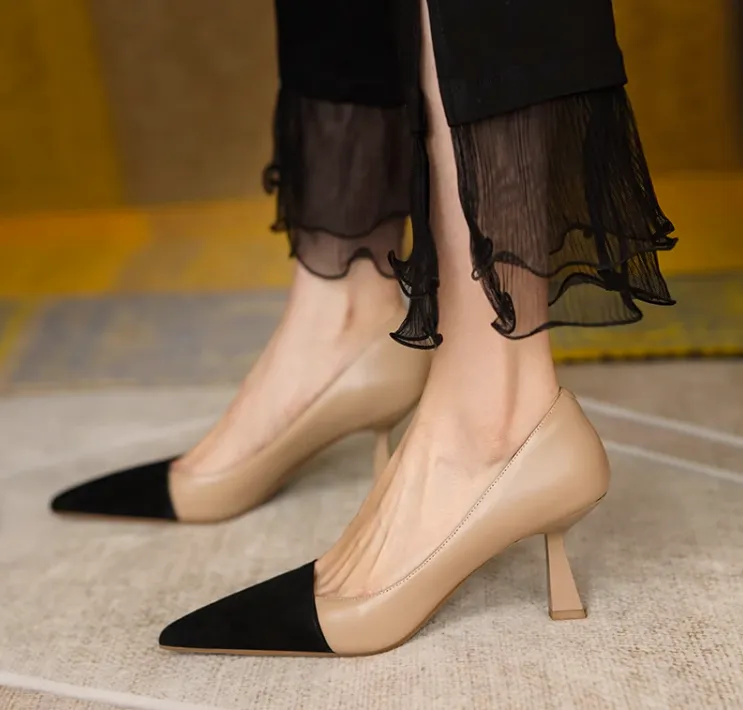 KUNRO Bi-Color Mid Heel Pumps - 6cm