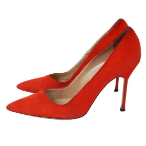 MANOLO BLAHNIK Red Suede Pointed Pumps