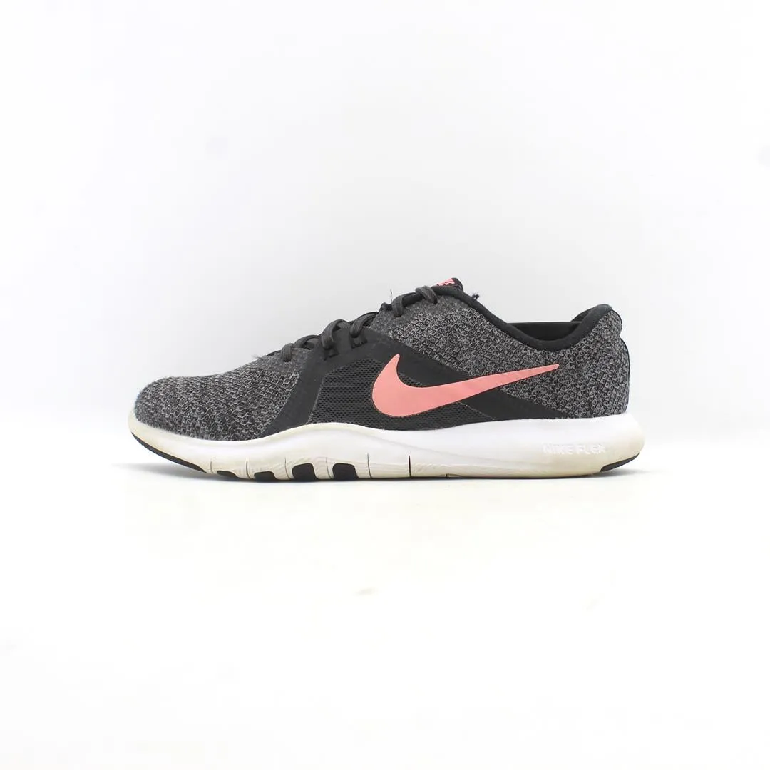 NIKE TRANING FLEX TR 8