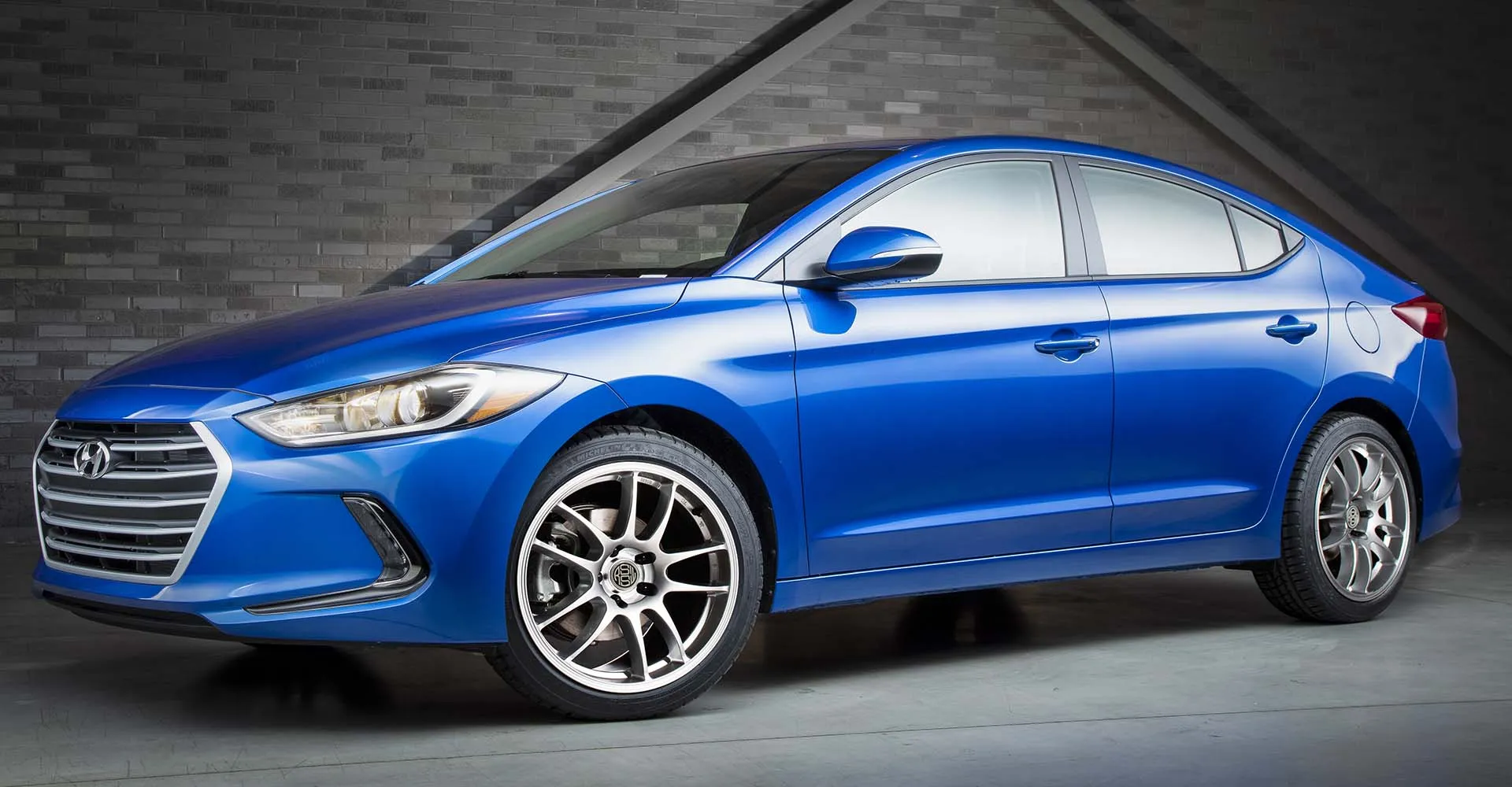 VELOCITY - MULTI 16X6.5 4-100/114.3;40/73