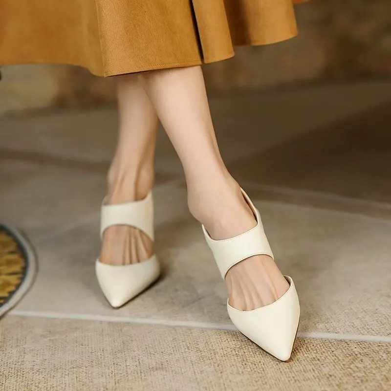 Velvoura Classic Heels