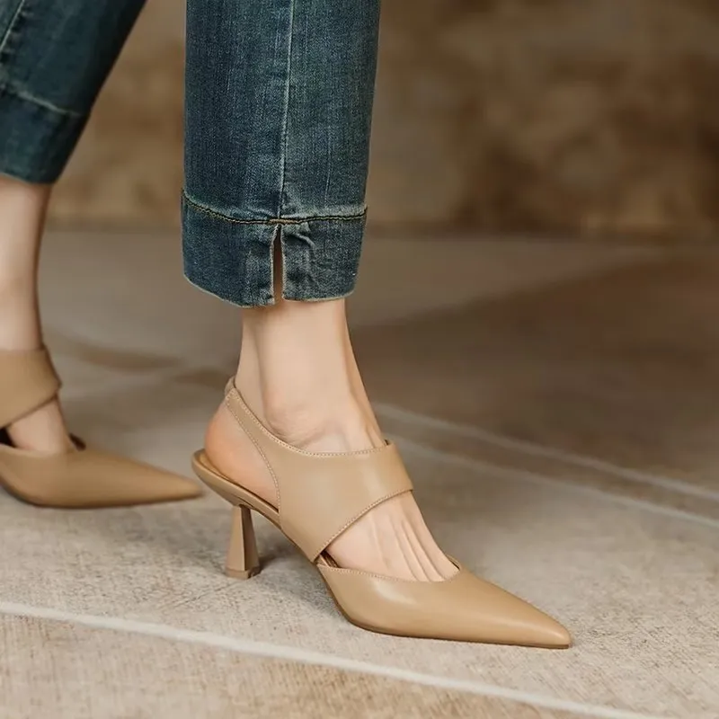 Velvoura Classic Heels
